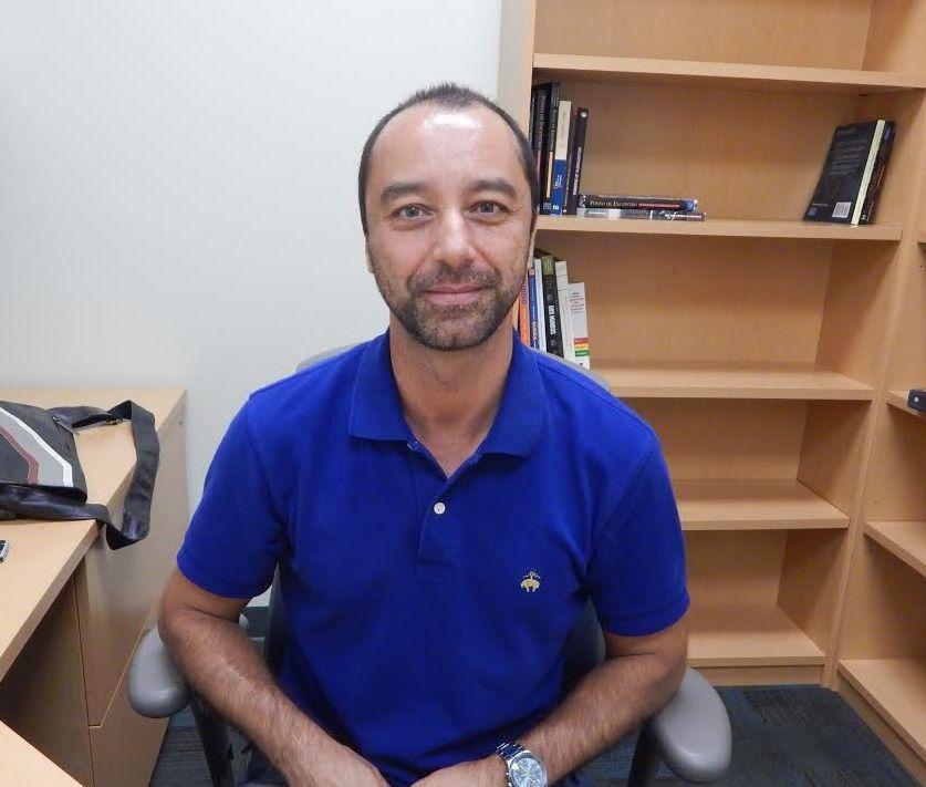 Dr. Renato Alvim