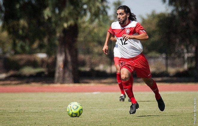 Gerardo Cazares (senior kinesiology) on the attack