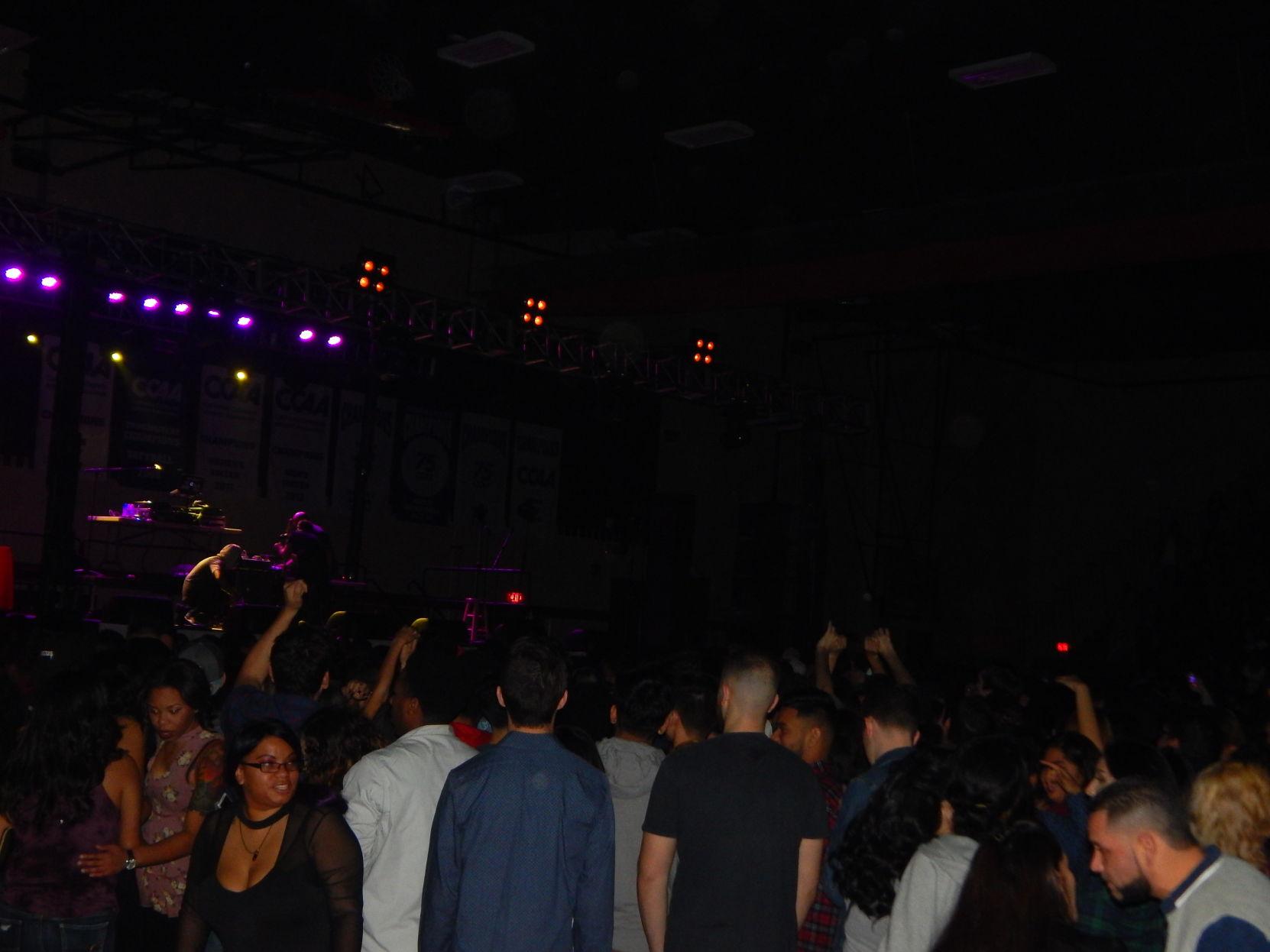 Homecoming week culminates with StanFest concert