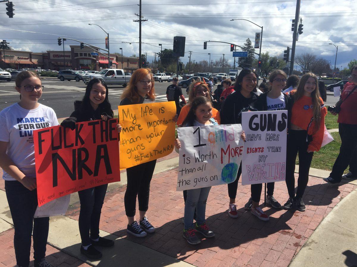 High schoolers across Turlock to stand for March for Our Lives. (Signal Photo/Megan Lavilla)