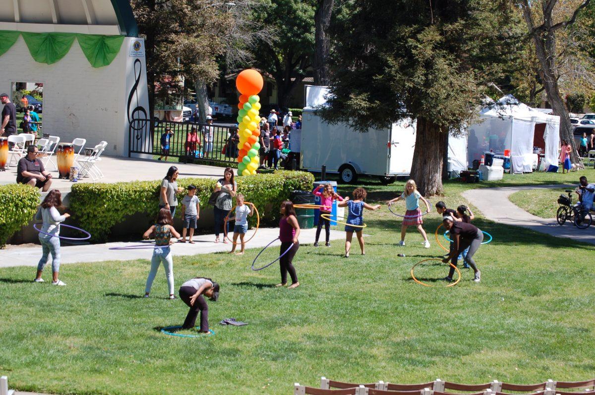 During Earth Day in the Park, the kids joined in on a hula hoop contest.