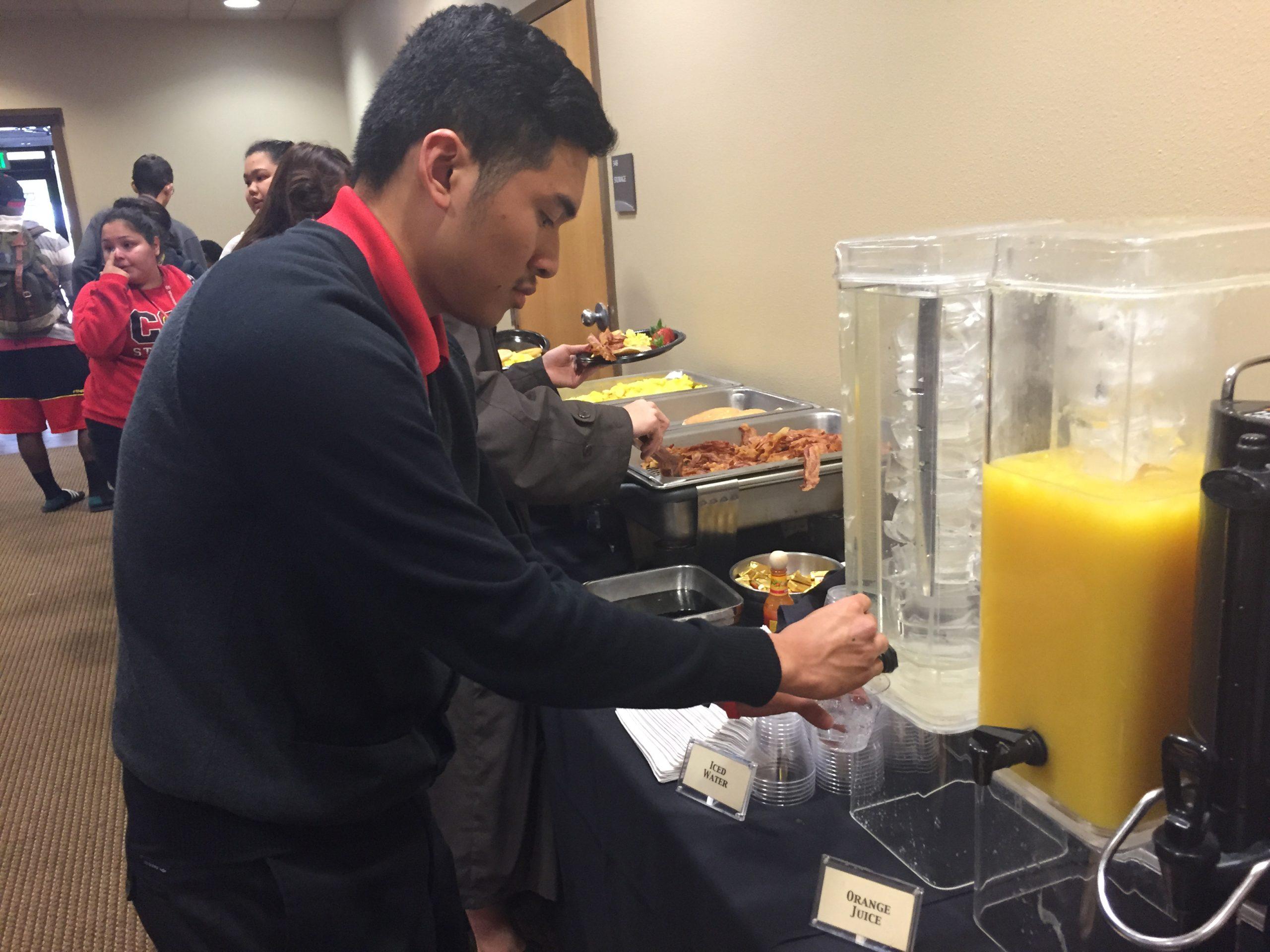 ASI serves breakfast for dinner and talks student success