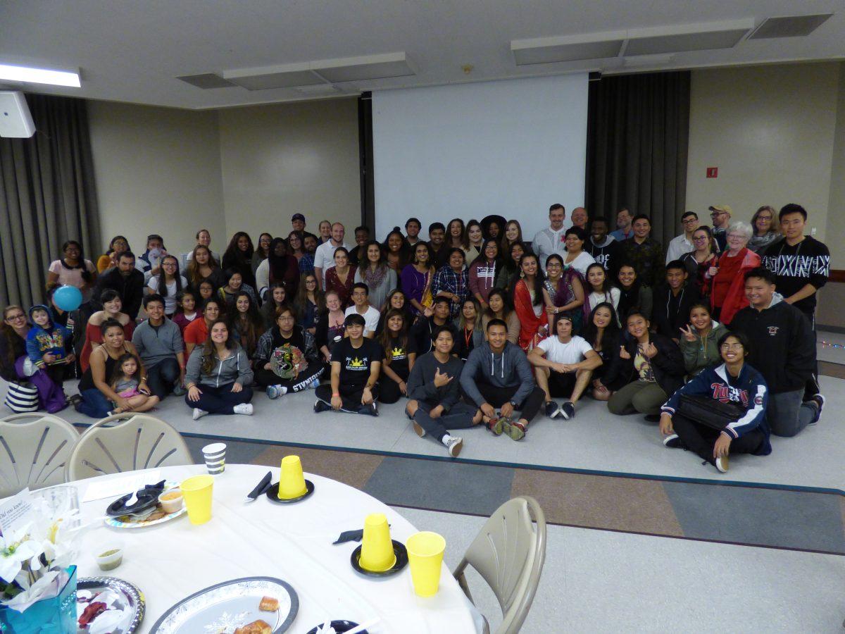 Group picture of everyone at the event. (Photo Courtesy of Andrew&#160;&#160;Cabrera).&#160;