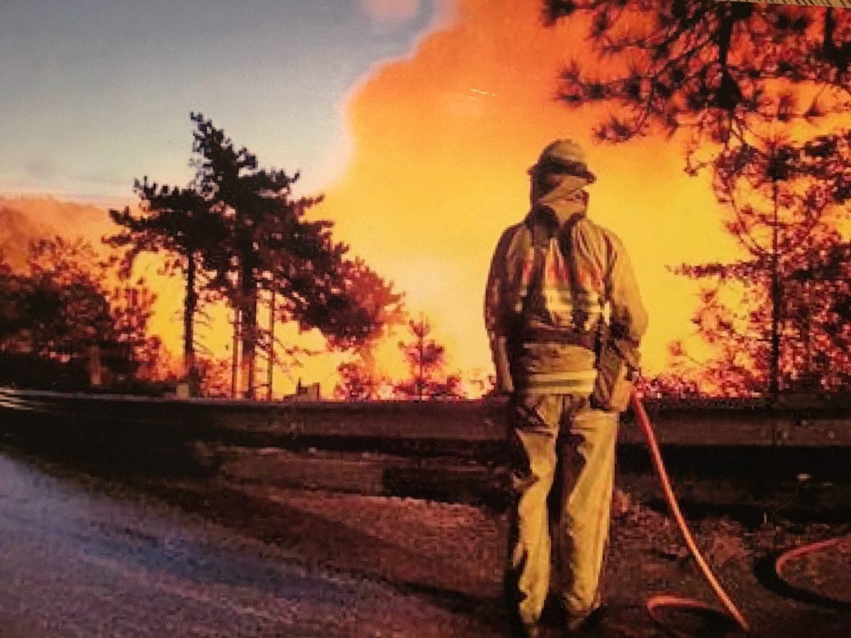 Joel DeVries fighting a wildfire of 2003 (Courtesy of Joel DeVries)