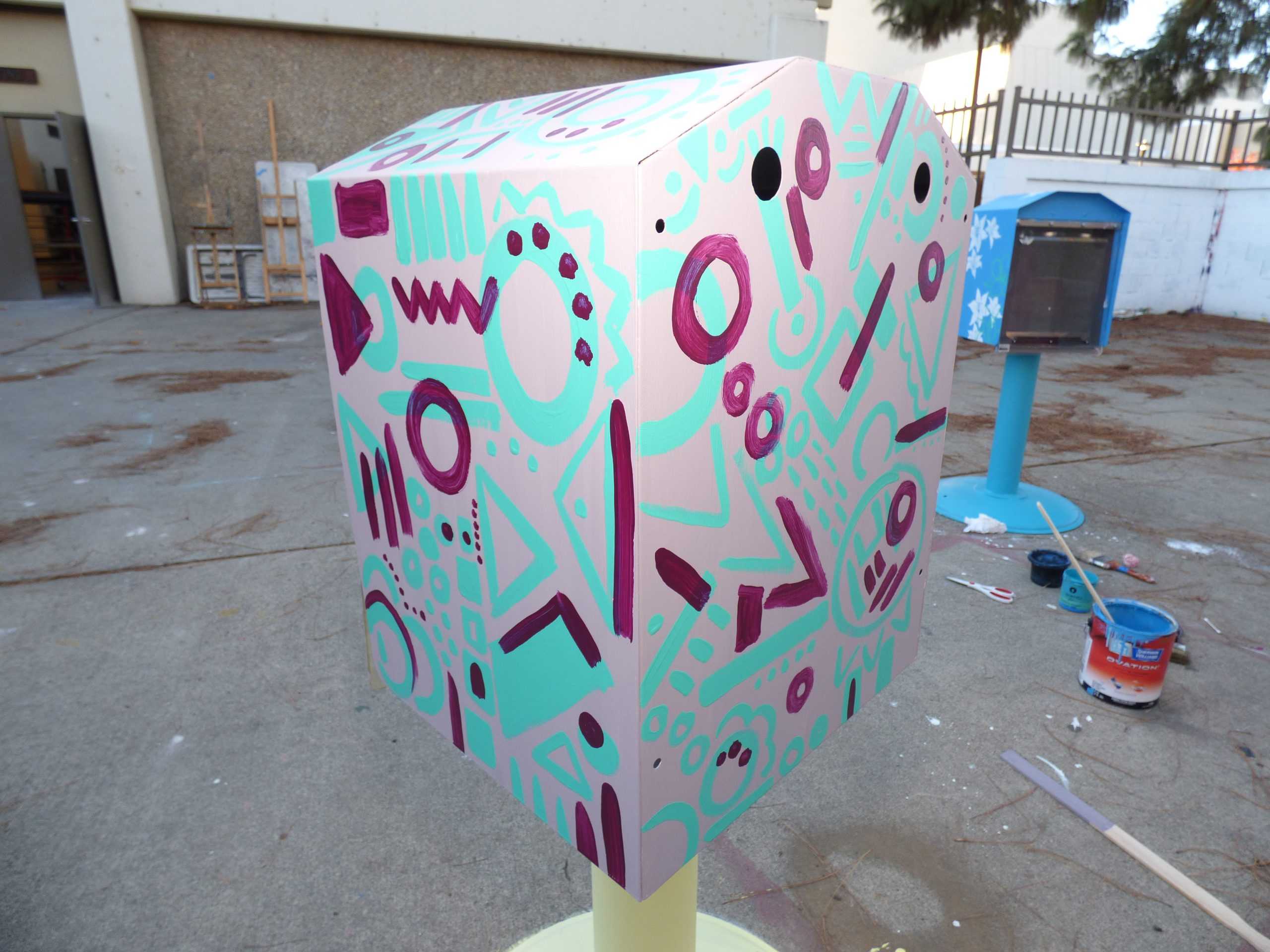 Art students redesign Signal kiosks