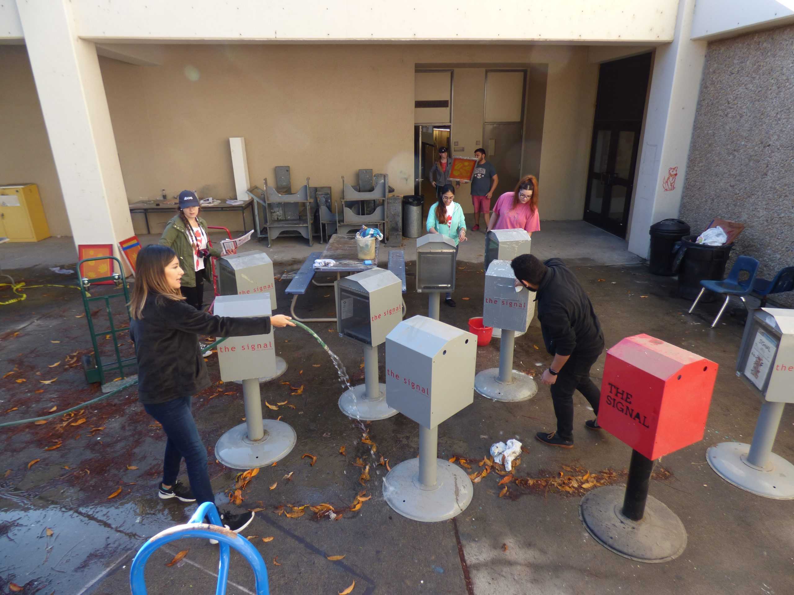 Art students redesign Signal kiosks