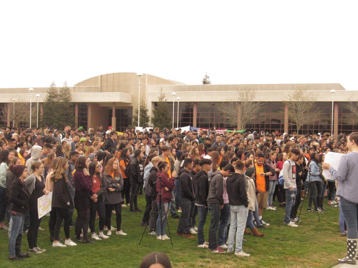 Students gathering for national walkout&#160;for the Stoneman Douglas High School shooting victims (Signal Photo/Noor Miqbel).