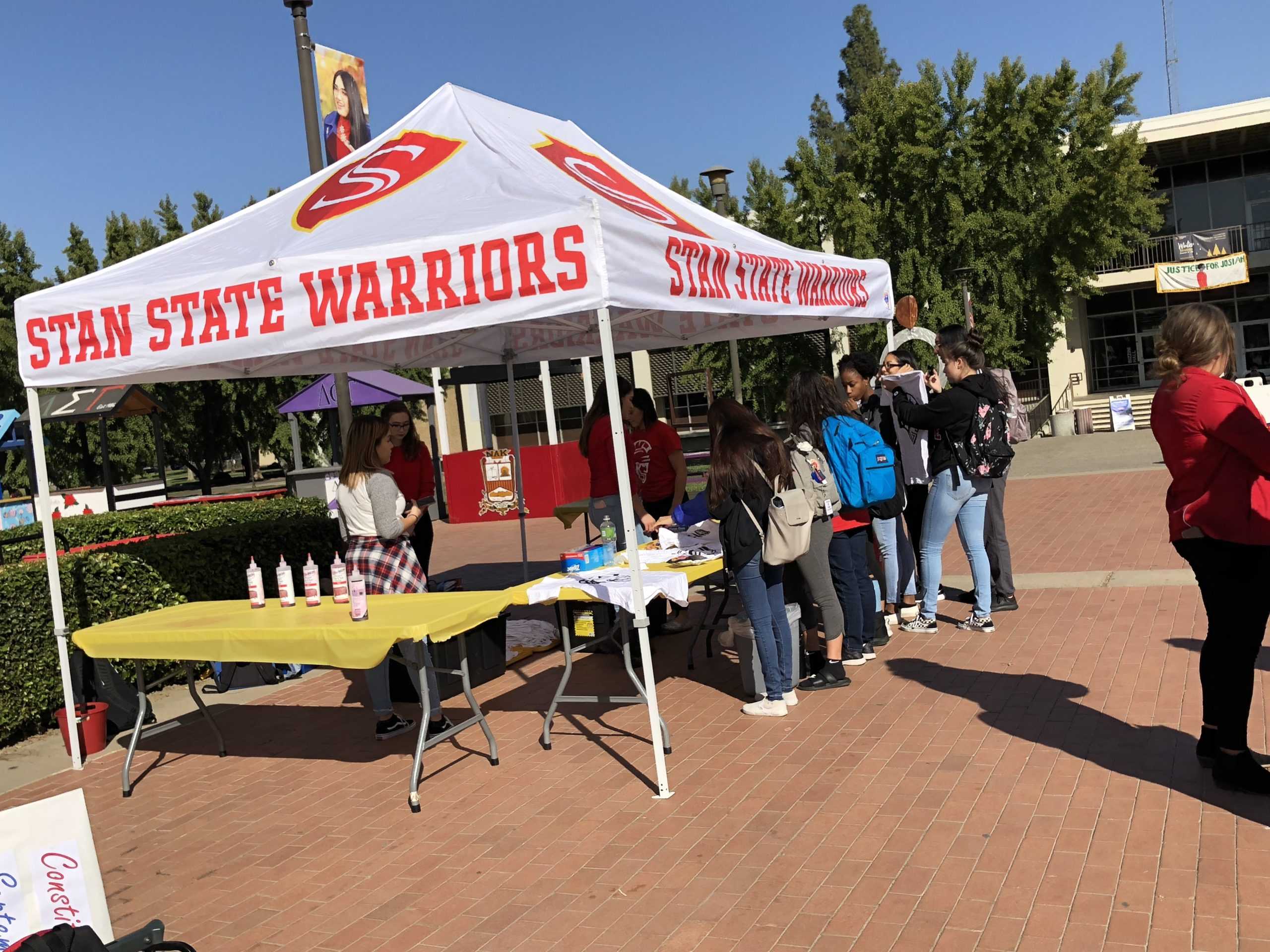 Stan State Students Tie-dye for Warrior Pride