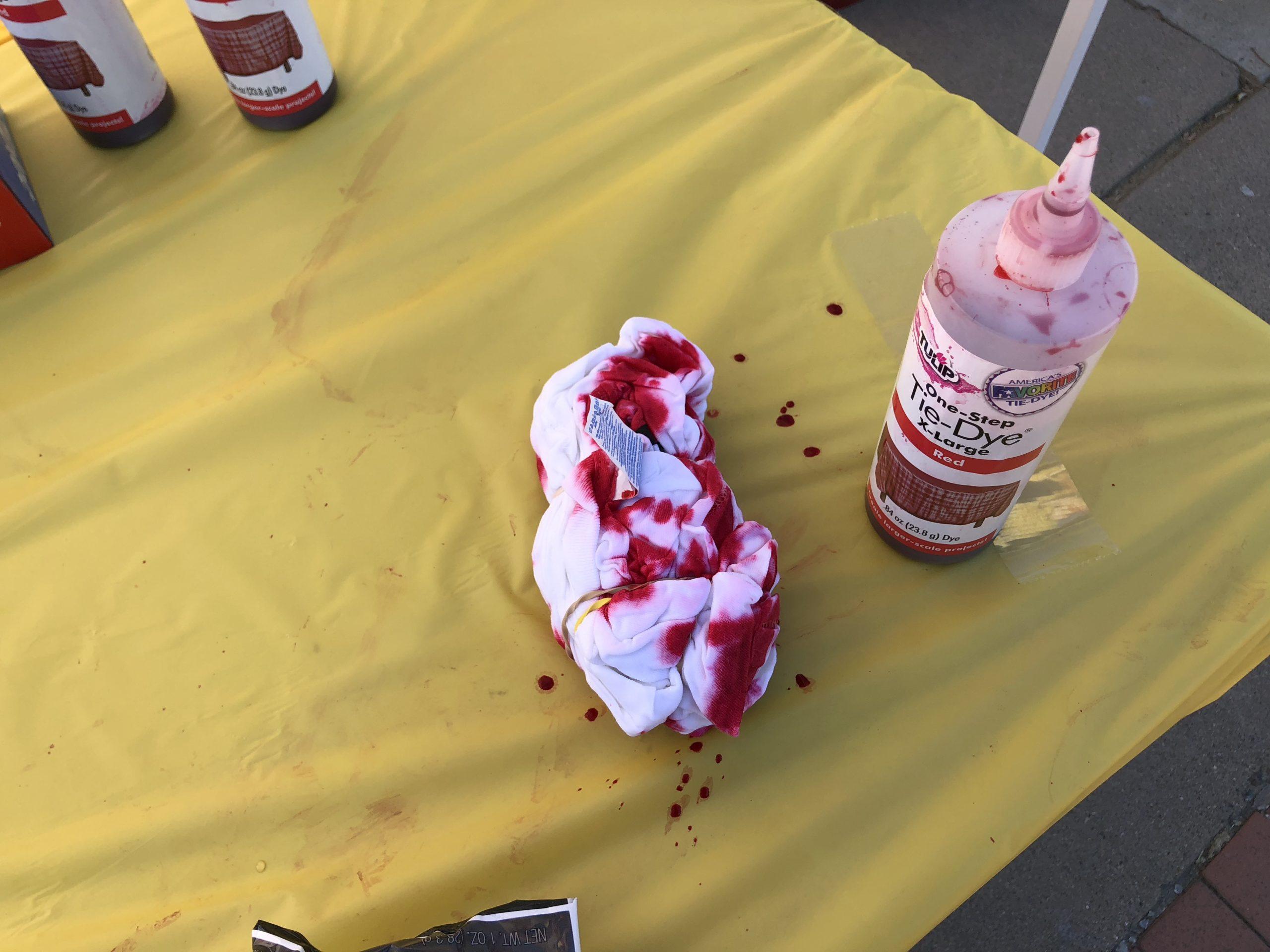 Stan State Students Tie-dye for Warrior Pride