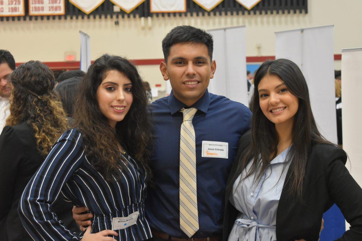 Human Resource Club members participating in Meet the Firms Night. (Signal photo/Abrianna Munoz)