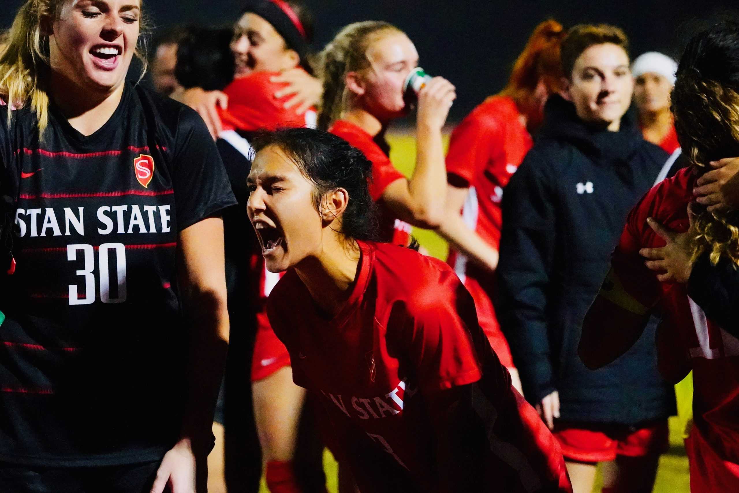 Forward Sadie Ortiz Scores Clutch Goal to Win the Game in Overtime