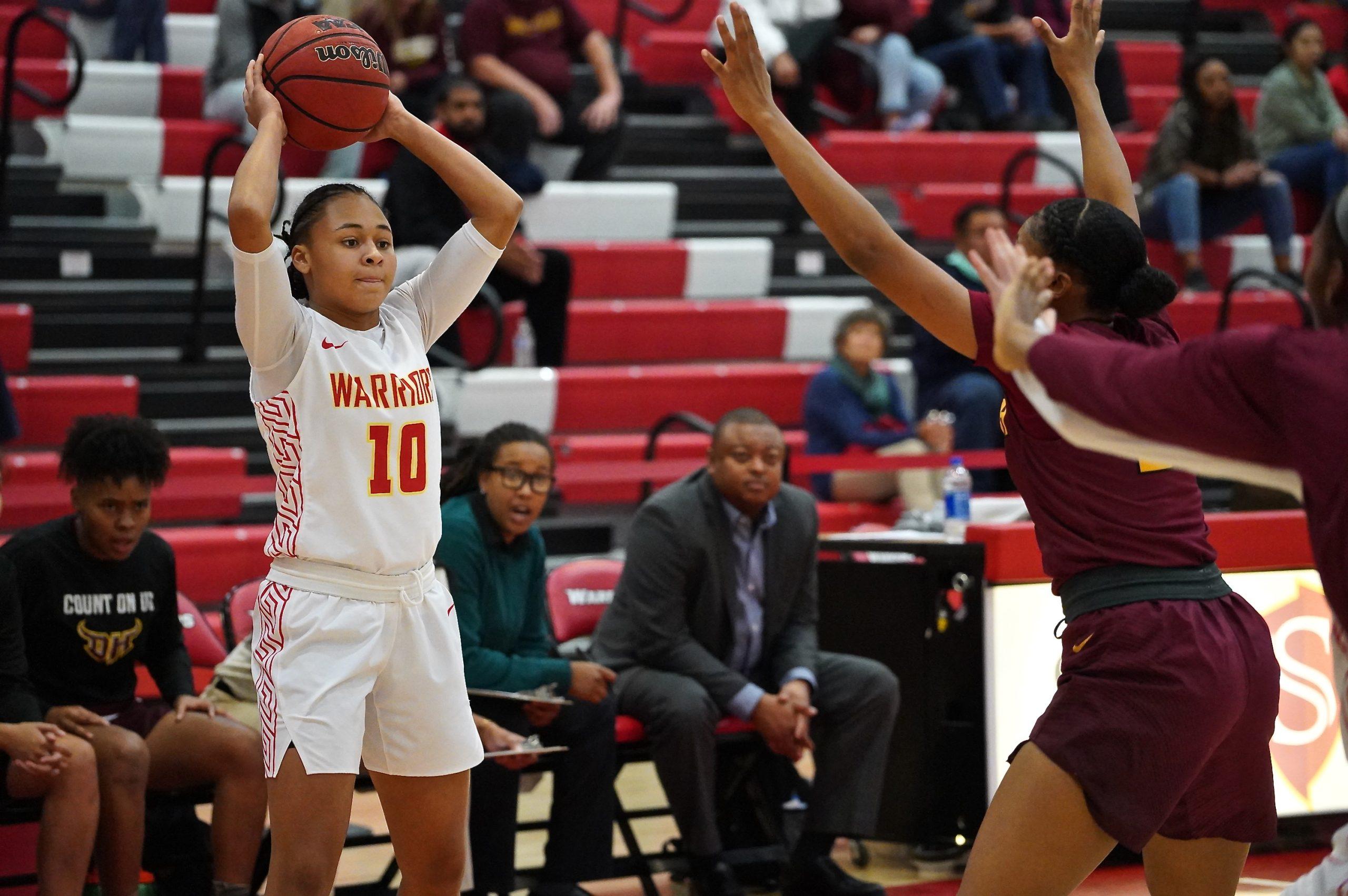 Women's Basketball Team Receive a Win Over Cal State Dominguez Hills