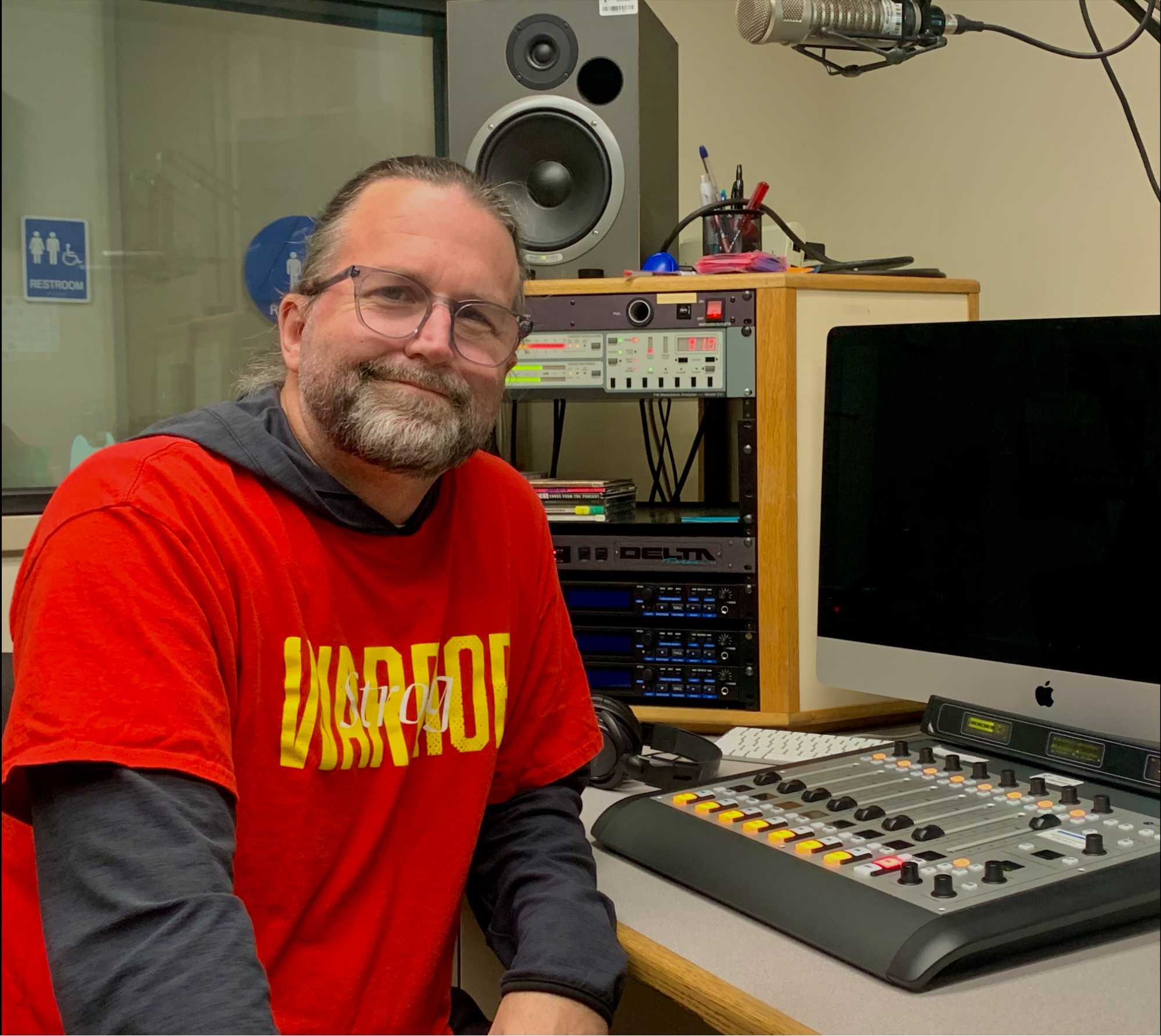 Tuning in to KCSS: Student Involvement Survives at Stanislaus State&#8217;s Radio Station