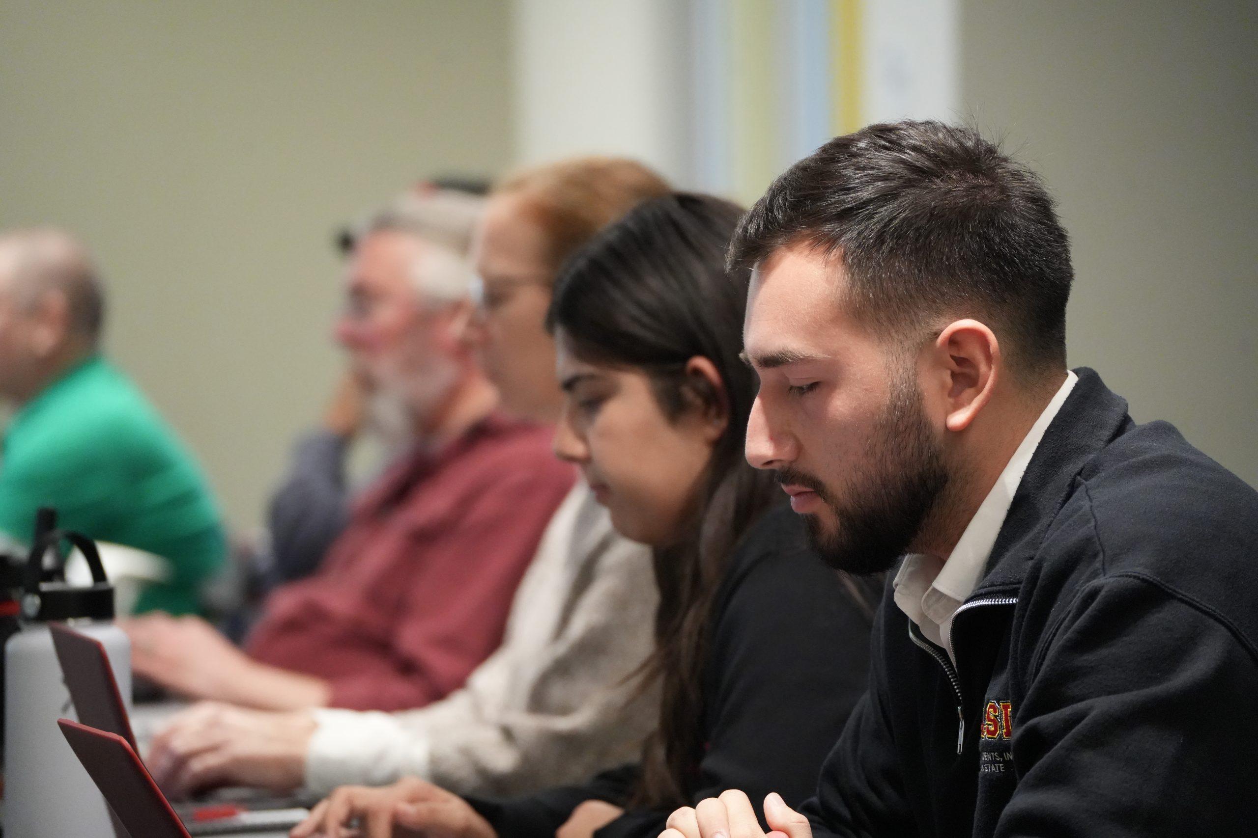 Academic Senate Discusses Proposed University Hour, CSU Strikes, and Listens to Carpenters' Union on Contractors' Unfair Labor Practices