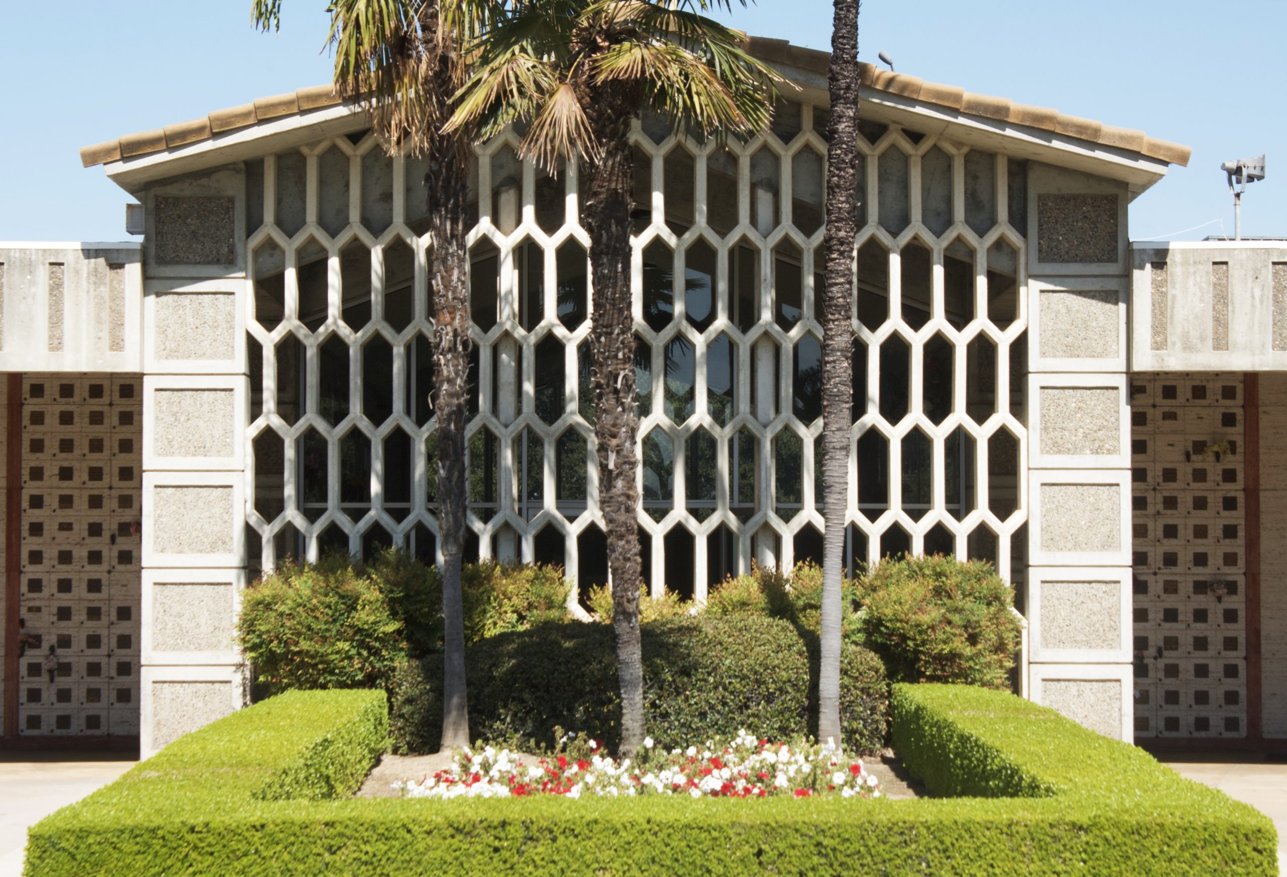 CemeTours Walks Guest Through Graves, Mausoleums, and Turlock's Past