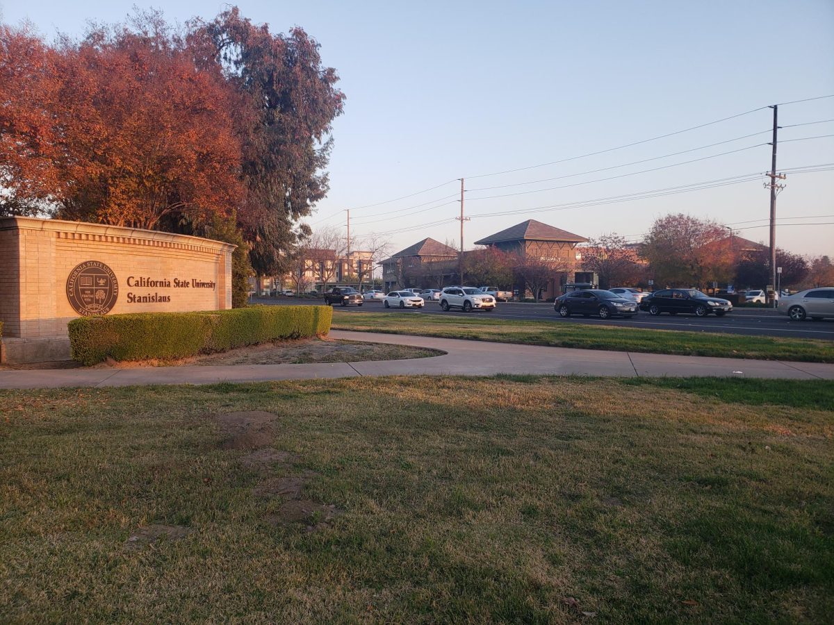 Traffic on West Monte Vista Avenue / University Way, a road running parallel to the Stanislaus State Turlock campus.