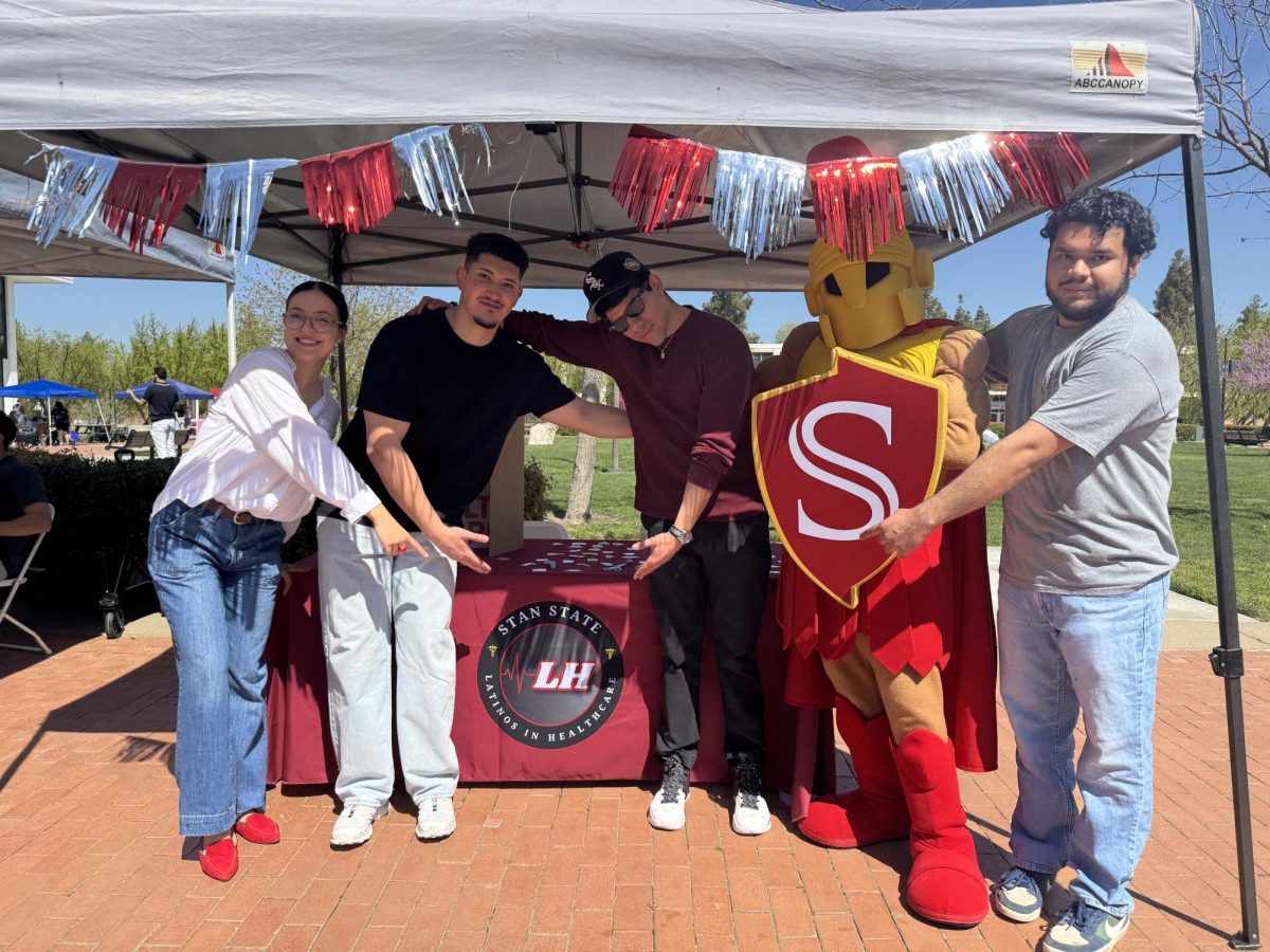 Latinos in Healthcare club members at Warrior Wednesday