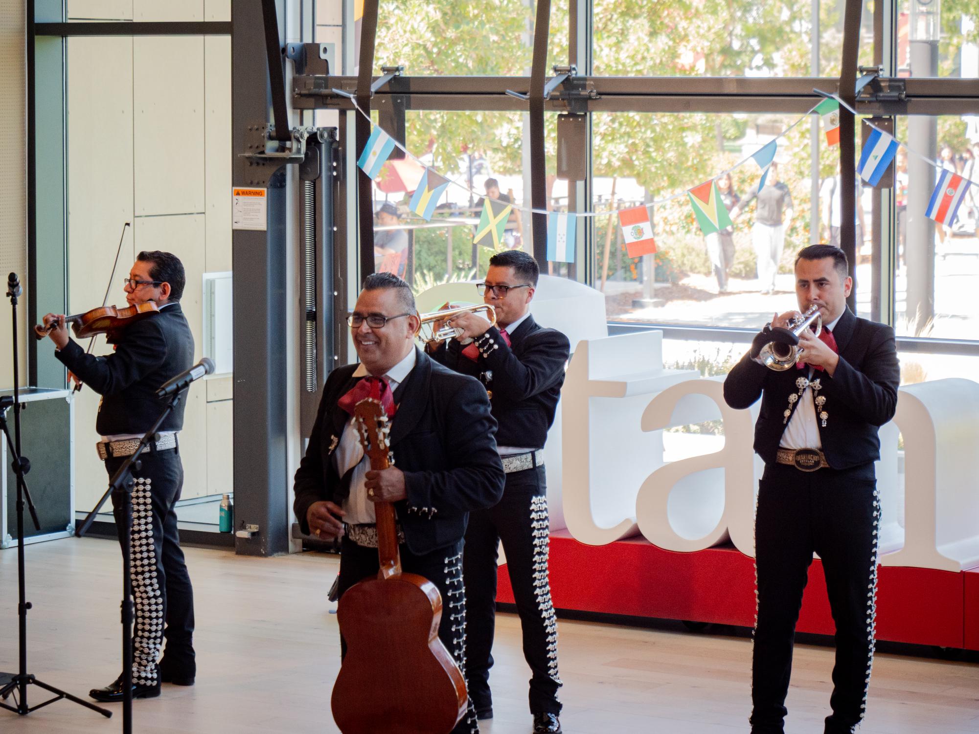 Viva la Independencia! Stan State starts off Hispanic Heritage Month with mariachi