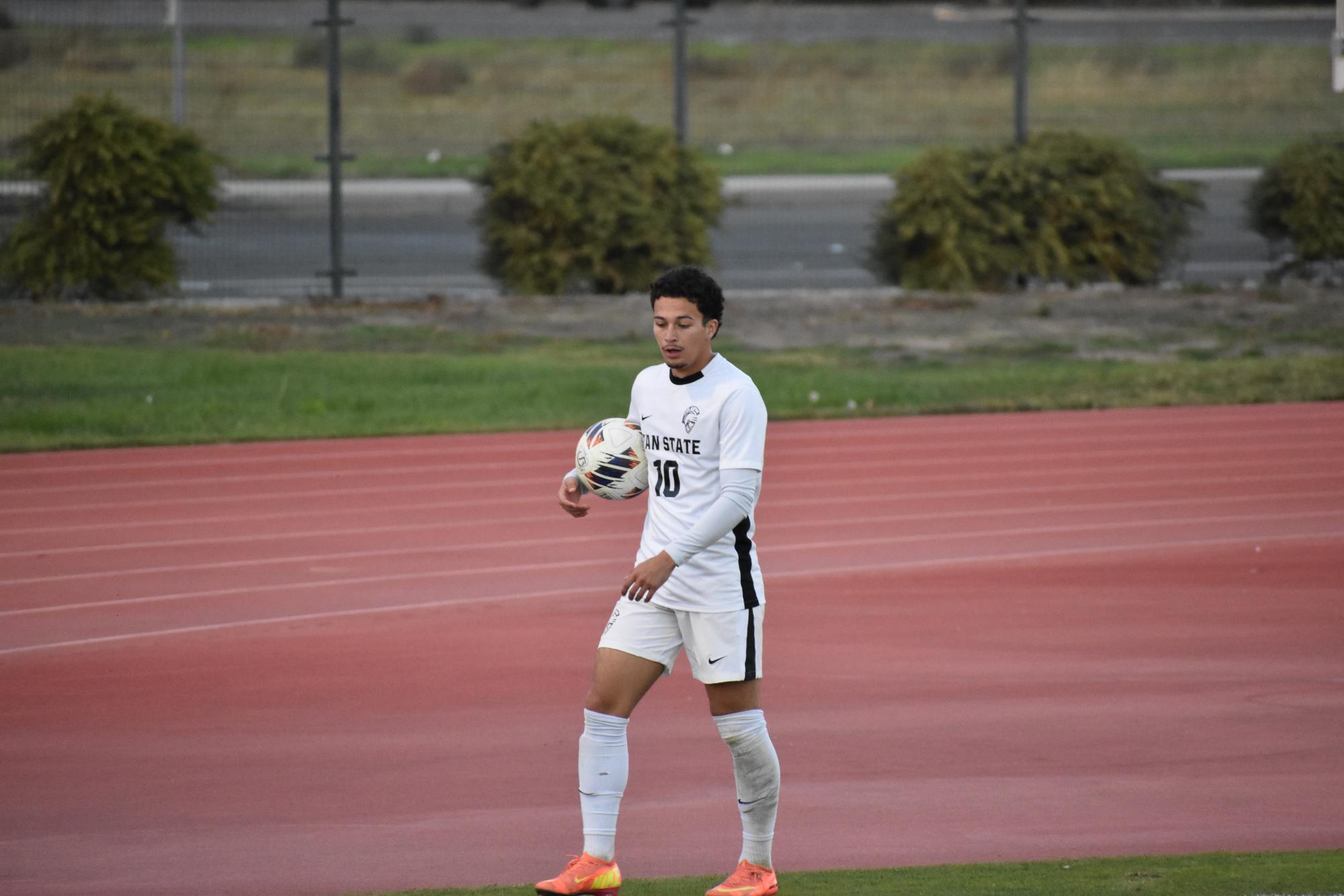 Warriors kick their way to victory