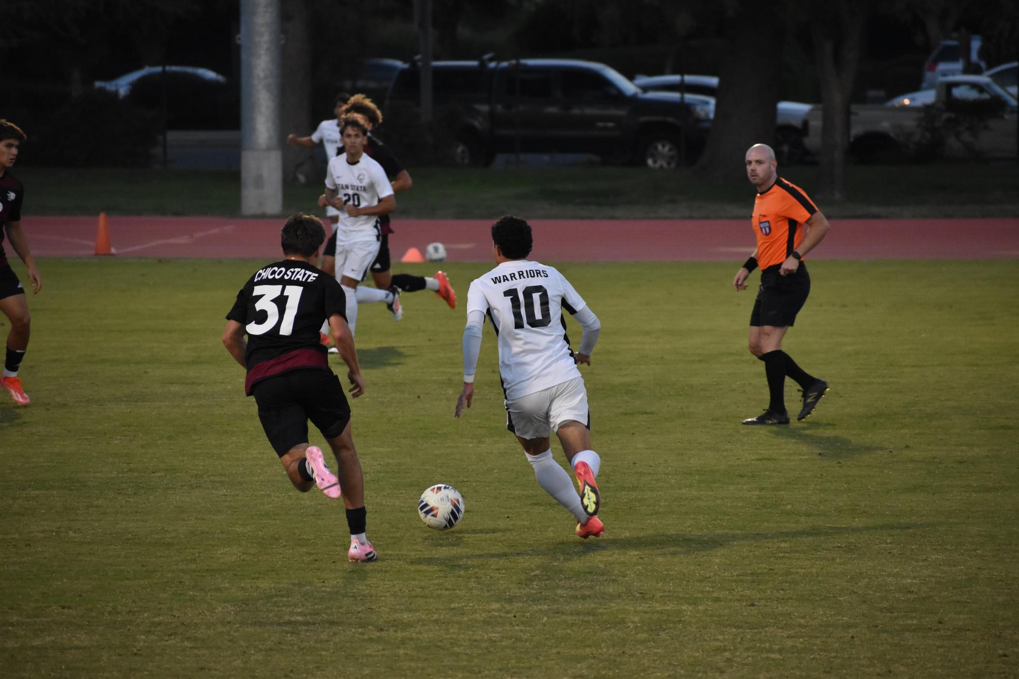 Warriors kick their way to victory