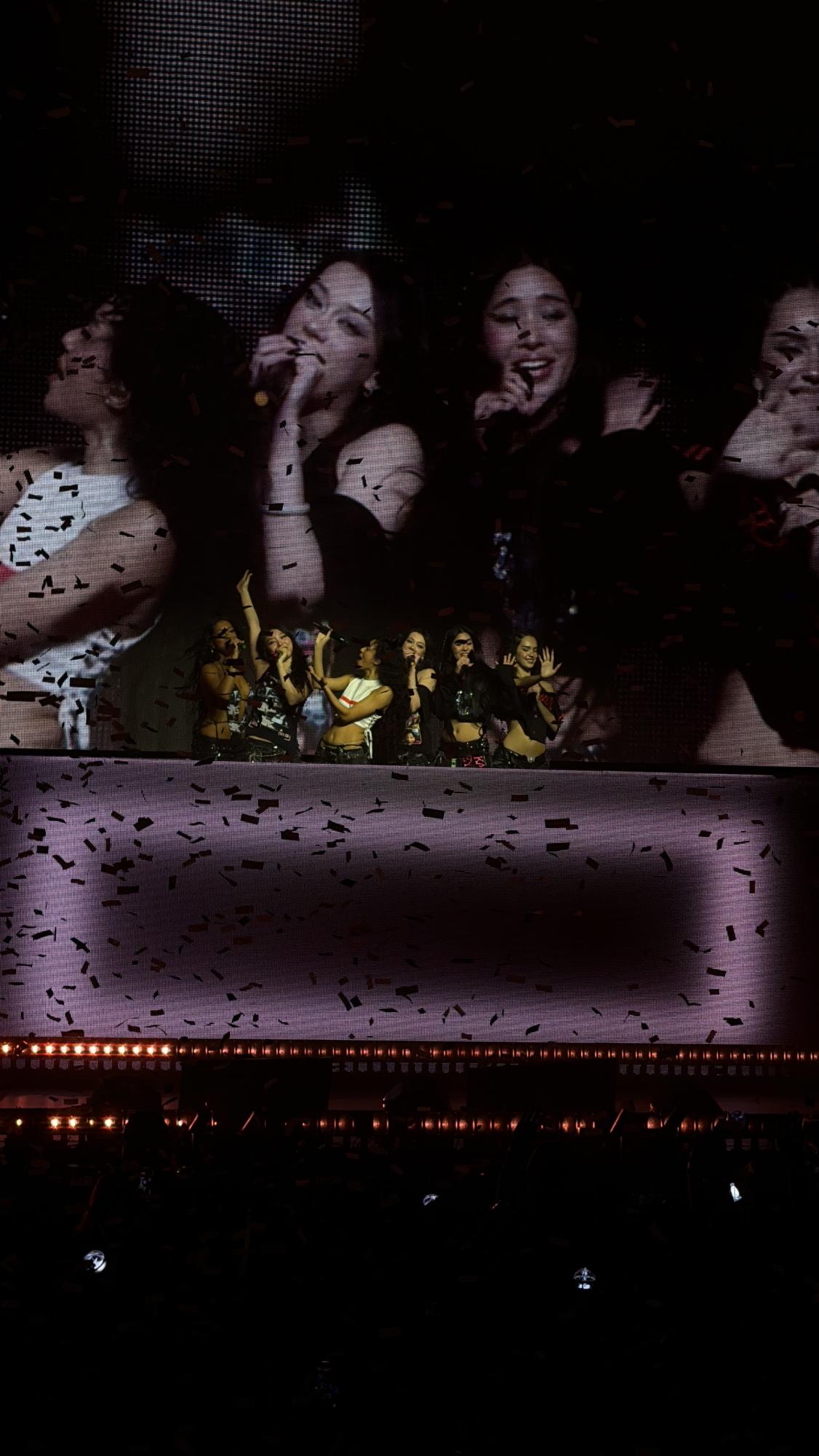 Katseye saying goodbye to EYEKONS as they leave the stage