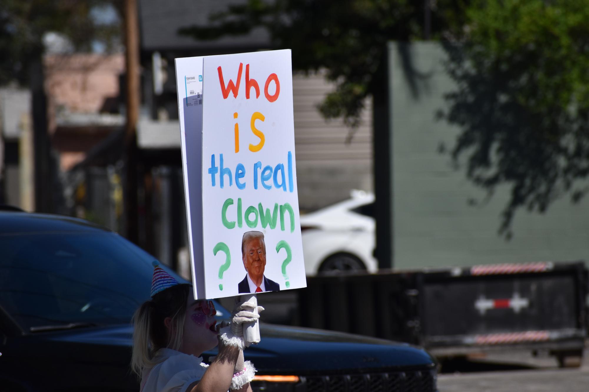Modesto participates in nationwide "No Kings" protest