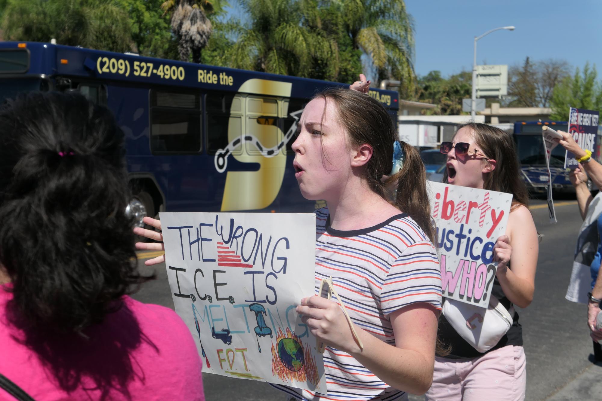Modesto participates in nationwide "No Kings" protest