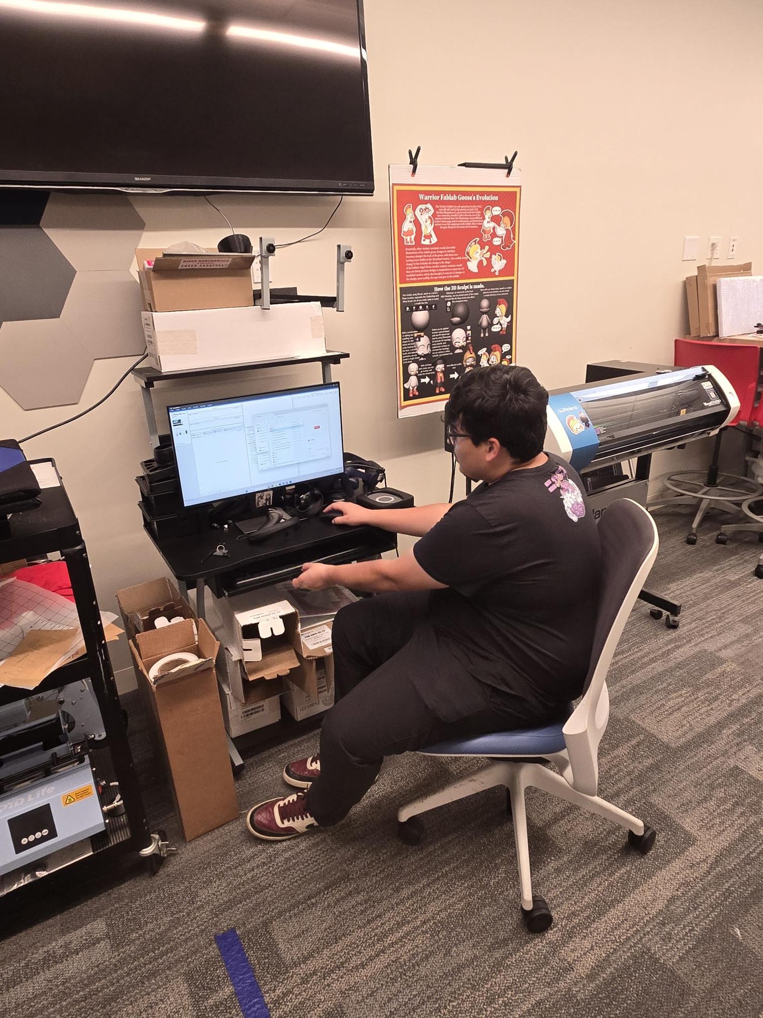 Fab Lab helps students make their cards fab