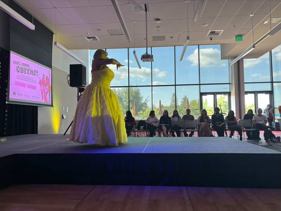 Drag Queens lip sync their way to students hearts